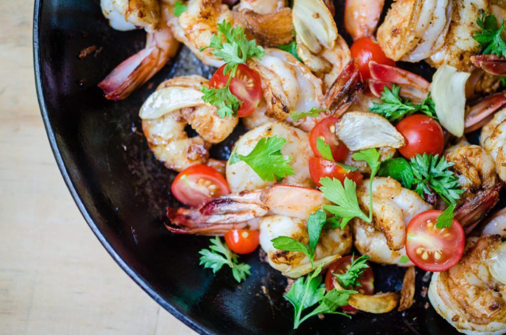 GOOD AND GOOD FOR YOU HEALTHY RECIPE FOR QUICK AND EASY GARLIC SHRIMP ON VIRGINIAWILLIS.COM